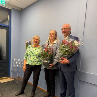 Bas en Marjan + Heleen in de bloemetjes.jpg