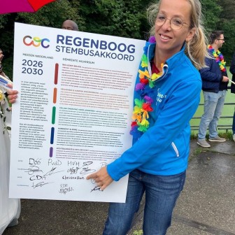 Marijke tekent regenboogakkoord 2026